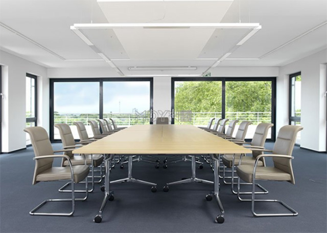 現(xiàn)代舒適簡約辦公家具的特點(diǎn)