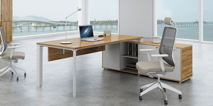 實(shí)木辦公家具廠家怎么選擇